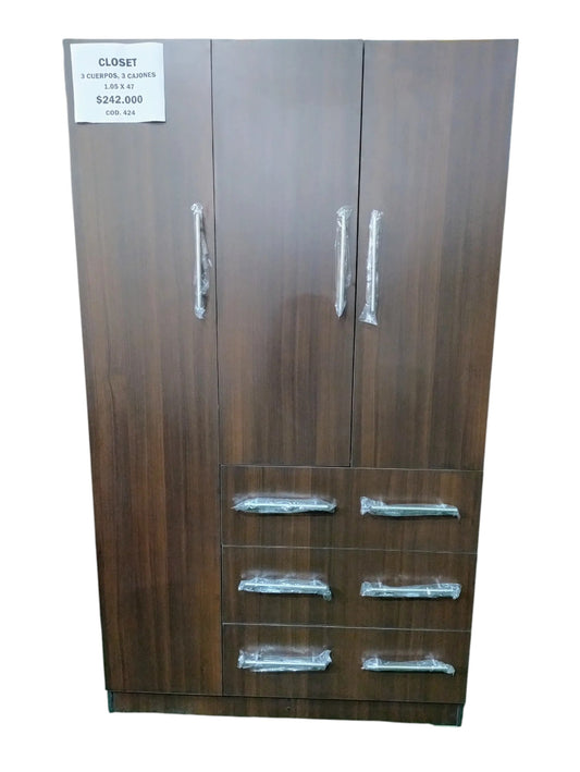 CLOSET 3 PUERTAS CAFE