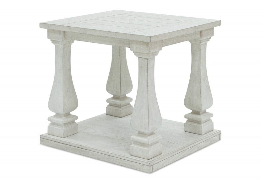 MESA LATERAL ARLENDYNE Hecha con sólidos de madera dura, chapa de olmo, sustratos MDF y resina fundida. Acabado en blanco envejecido                   0.68*0.60'*0.60